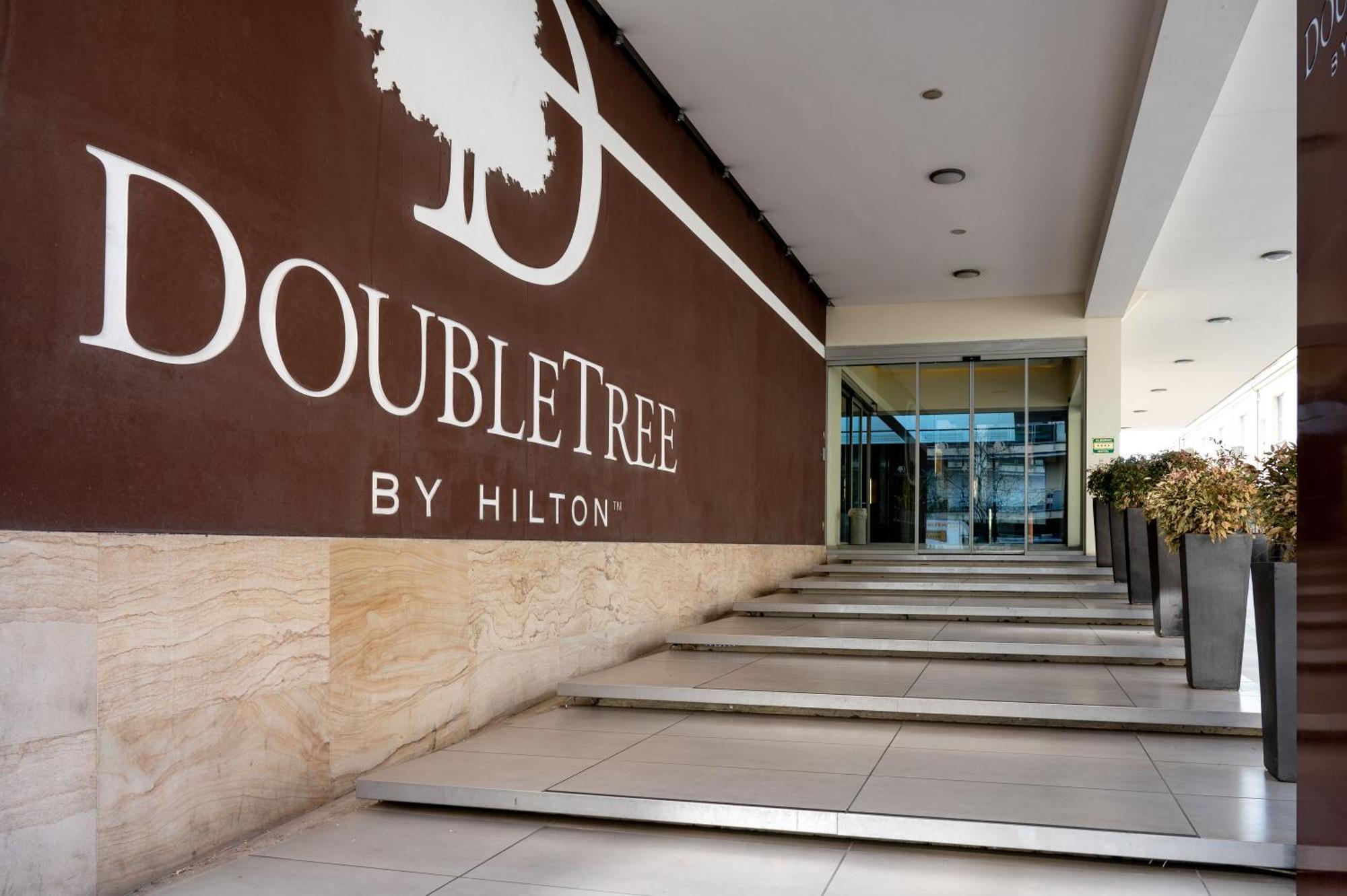 Doubletree By Hilton Milan Hotel Exterior foto